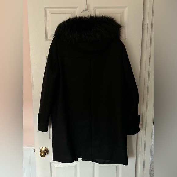 Zara Coat - Picture 2 of 15